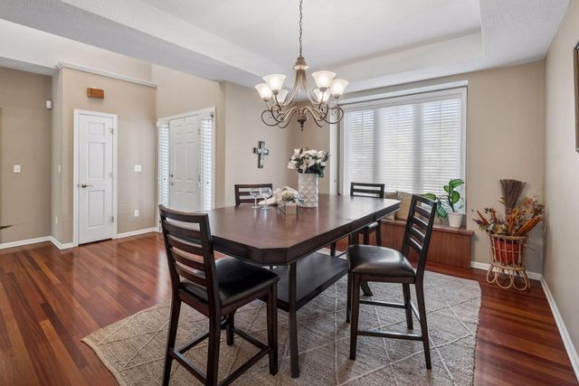 15016 Viewcrest Lane, Burnsville, MN 55306