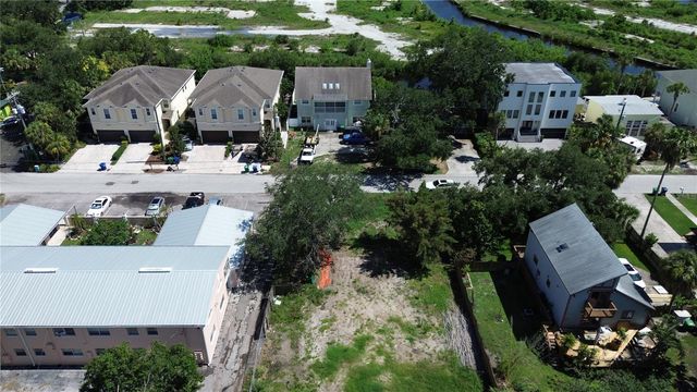 4813 W FLAMINGO ROAD, Tampa, FL 33611