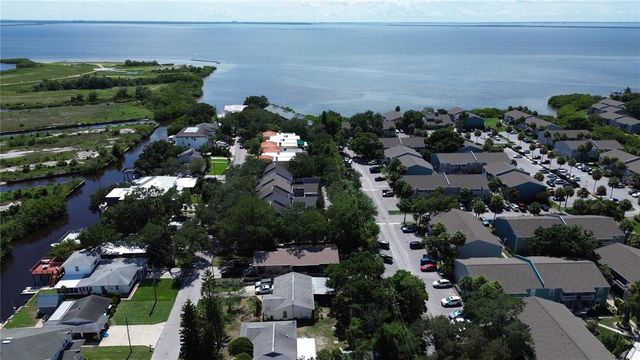 4813 W FLAMINGO ROAD, Tampa, FL 33611