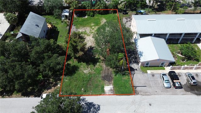 4813 W FLAMINGO ROAD, Tampa, FL 33611