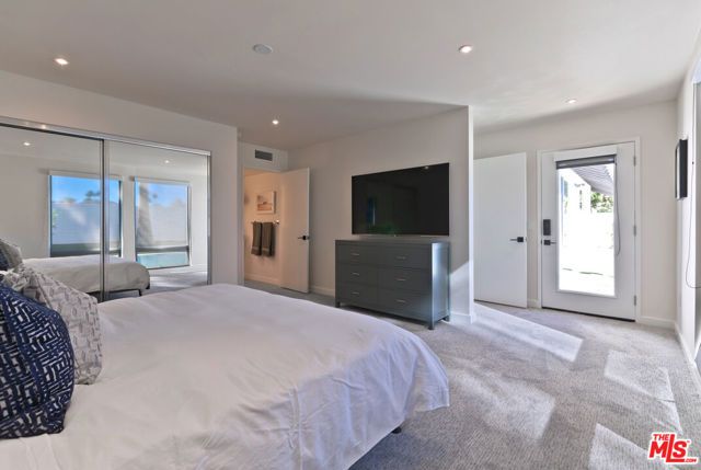 3545 Ridgeview Circle, Palm Springs, CA 92264
