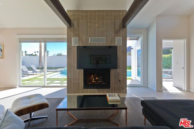 3545 Ridgeview Circle, Palm Springs, CA 92264