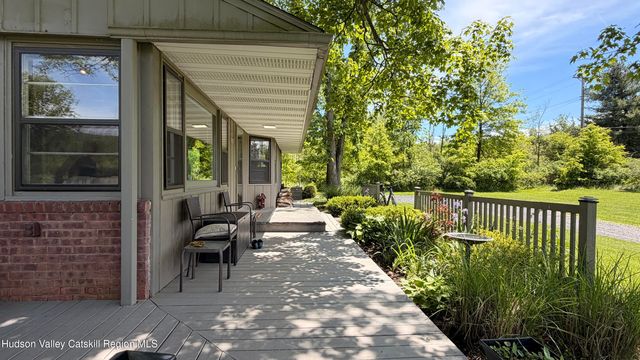 91 Mountain Rest Road, New Paltz, NY 12561