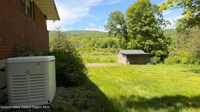 91 Mountain Rest Road, New Paltz, NY 12561