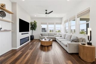 27525 Illumination Court, Valencia, CA 91381