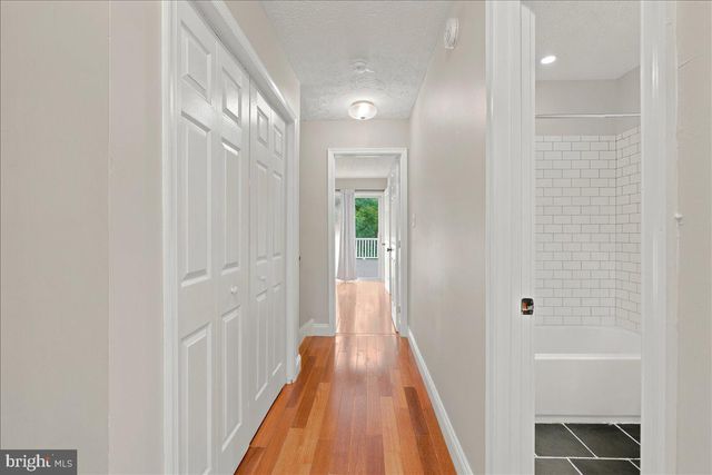 193 MARSH LN, White Post, VA 22663