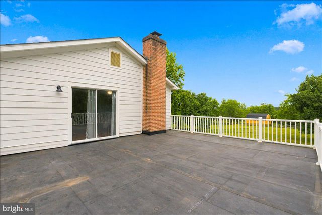 193 MARSH LN, White Post, VA 22663