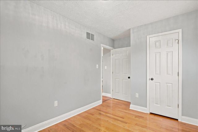 193 MARSH LN, White Post, VA 22663