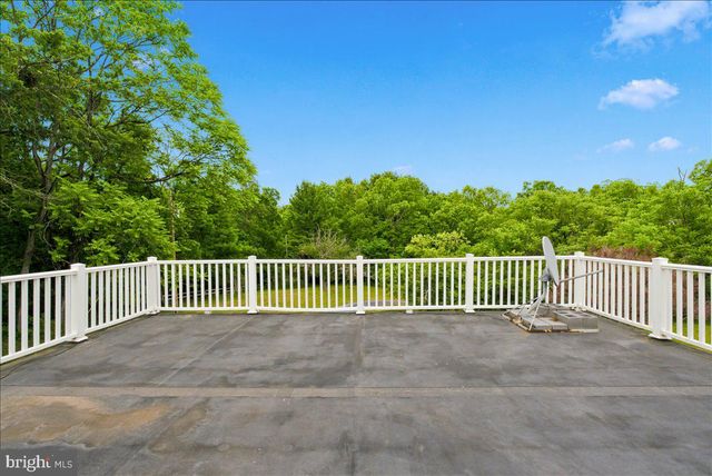 193 MARSH LN, White Post, VA 22663