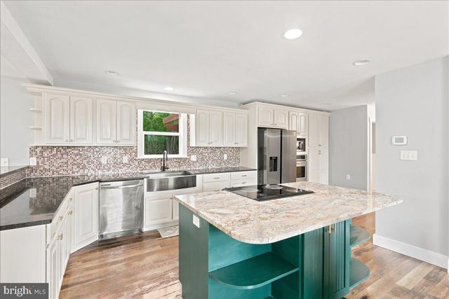 193 MARSH LN, White Post, VA 22663
