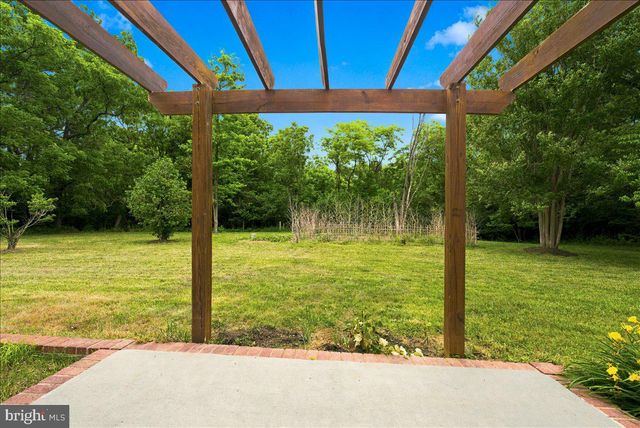193 MARSH LN, White Post, VA 22663