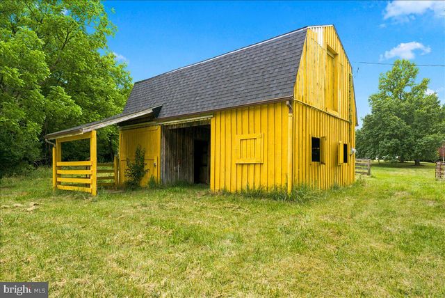 193 MARSH LN, White Post, VA 22663