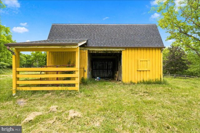193 MARSH LN, White Post, VA 22663