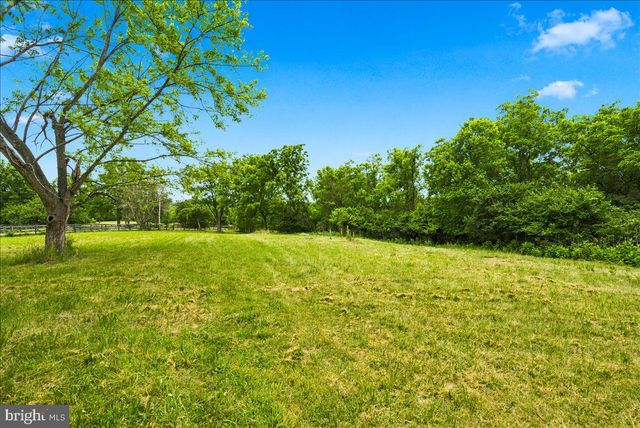 193 MARSH LN, White Post, VA 22663