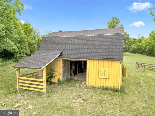 193 MARSH LN, White Post, VA 22663