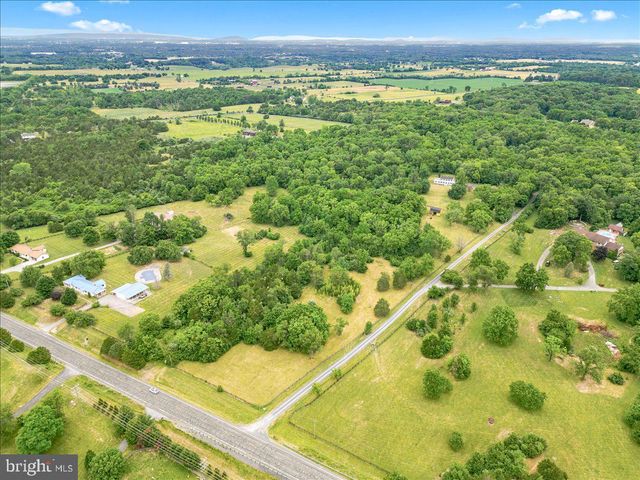 193 MARSH LN, White Post, VA 22663