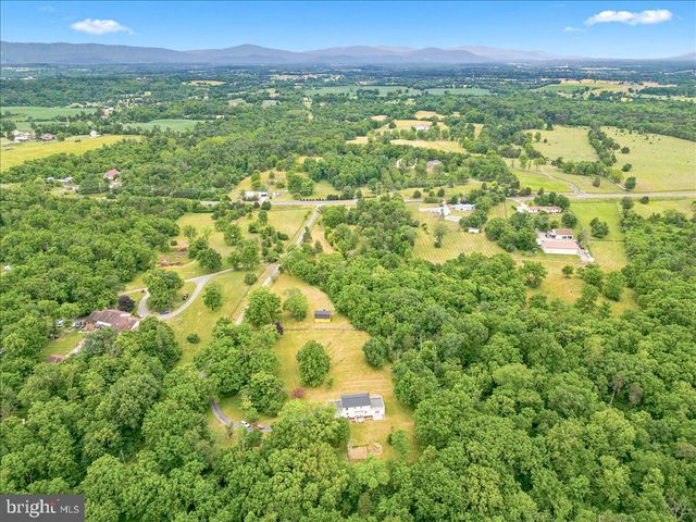 193 MARSH LN, White Post, VA 22663