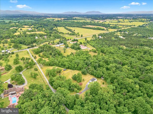193 MARSH LN, White Post, VA 22663