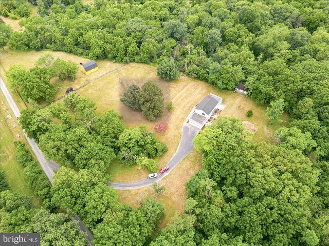 193 MARSH LN, White Post, VA 22663