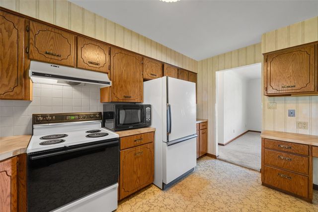 3005 29th Avenue, Marion, IA 52302