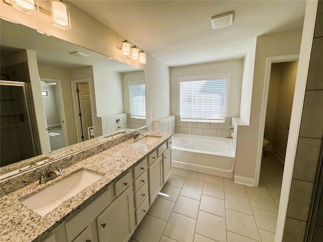 525 Paces Drive, Lithia Springs, GA 30122