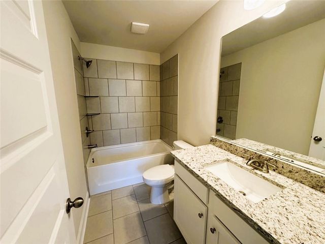 525 Paces Drive, Lithia Springs, GA 30122