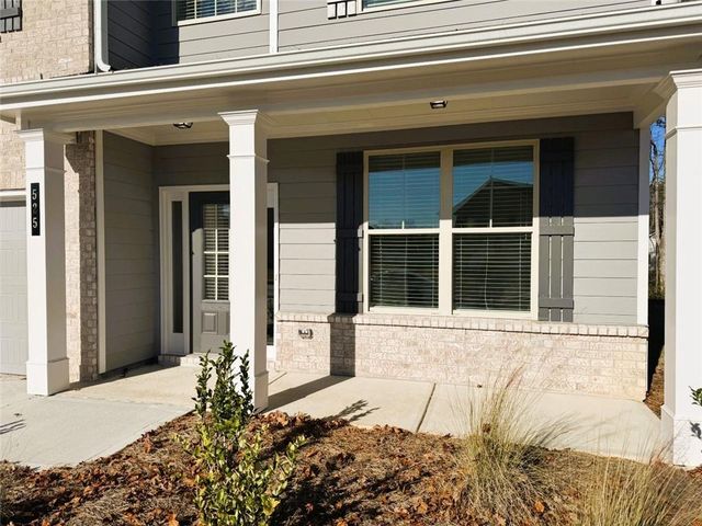 525 Paces Drive, Lithia Springs, GA 30122