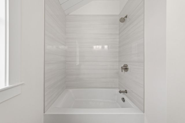 2 Old County Rd 6, Salisbury, MA 01952