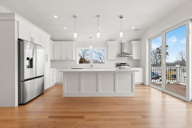 2 Old County Rd 6, Salisbury, MA 01952