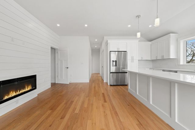 2 Old County Rd 6, Salisbury, MA 01952