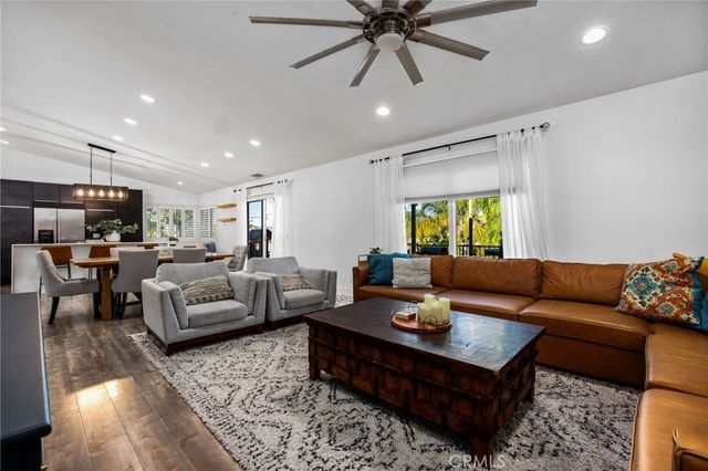 30520 Cinnamon Teal, Canyon Lake, CA 92587