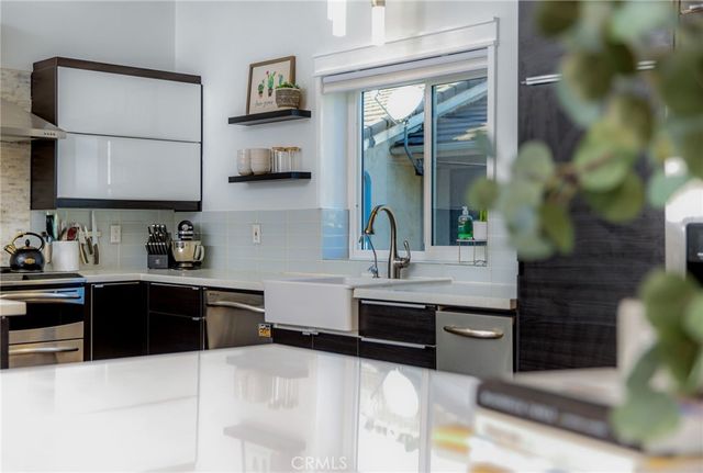 30520 Cinnamon Teal, Canyon Lake, CA 92587