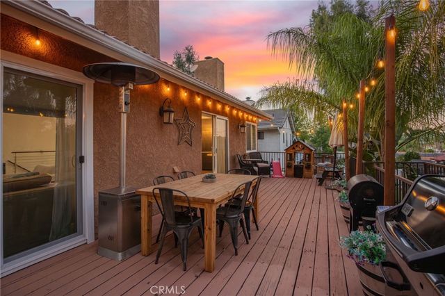 30520 Cinnamon Teal, Canyon Lake, CA 92587