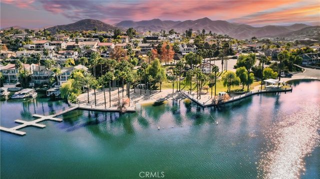 30520 Cinnamon Teal, Canyon Lake, CA 92587