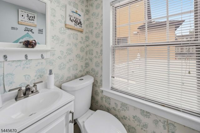 15 Stevens Rd, Belleville Twp., NJ 07109