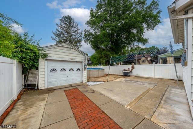 15 Stevens Rd, Belleville Twp., NJ 07109