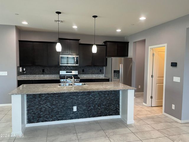 2018 N 213TH Drive, Buckeye, AZ 85396