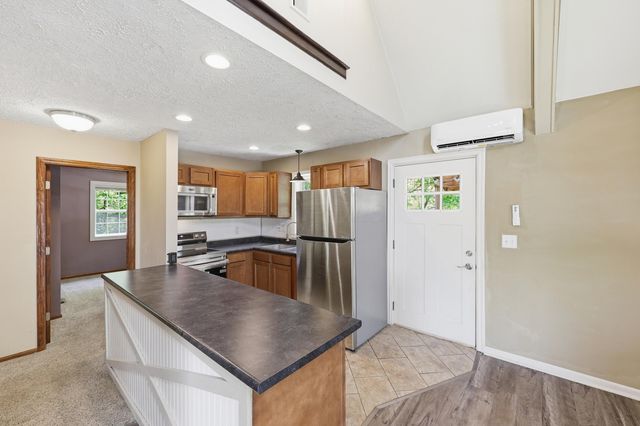 13995 Graham Road SW, Pataskala, OH 43062