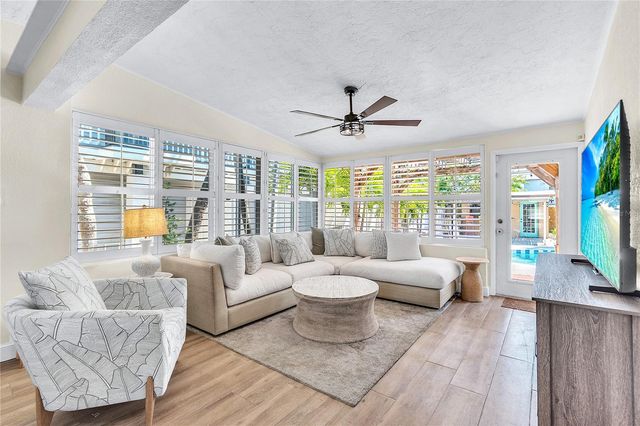 340 81ST AVENUE, St Pete Beach, FL 33706
