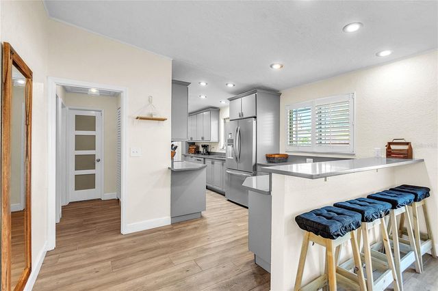 340 81ST AVENUE, St Pete Beach, FL 33706