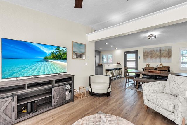 340 81ST AVENUE, St Pete Beach, FL 33706