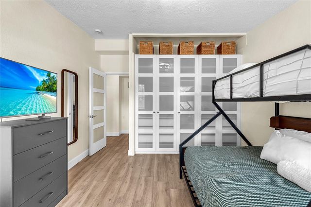 340 81ST AVENUE, St Pete Beach, FL 33706