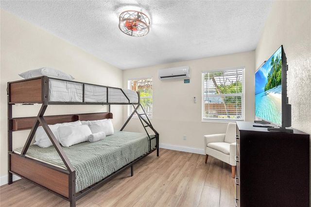 340 81ST AVENUE, St Pete Beach, FL 33706