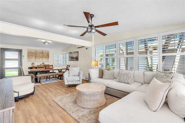 340 81ST AVENUE, St Pete Beach, FL 33706