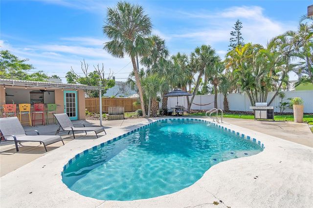 340 81ST AVENUE, St Pete Beach, FL 33706