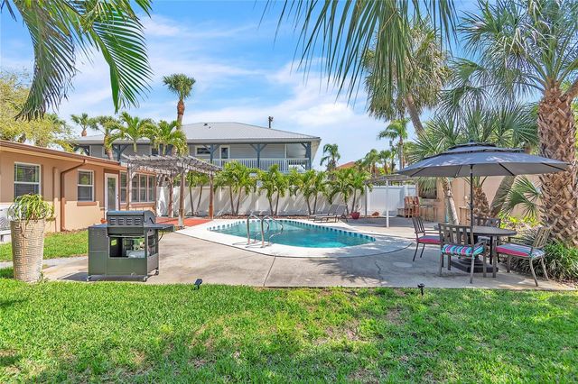 340 81ST AVENUE, St Pete Beach, FL 33706