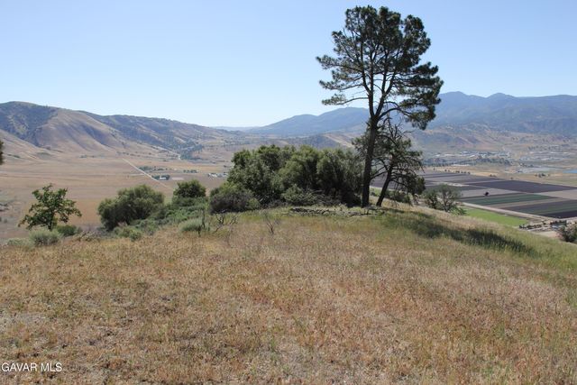 26540 Skyline Drive, Tehachapi, CA 93561
