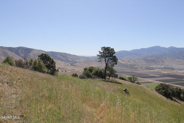 26540 Skyline Drive, Tehachapi, CA 93561