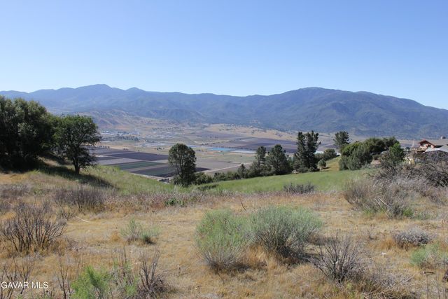 26540 Skyline Drive, Tehachapi, CA 93561