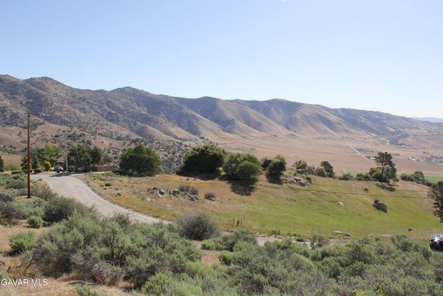 26540 Skyline Drive, Tehachapi, CA 93561